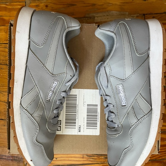 Grey Reebok Sneakers - Picture 4 of 6